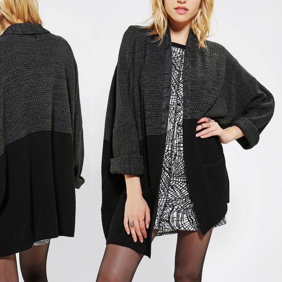 Urban Outfitters Sweaters - Urban Outfitters BDG Colorblock Open Cardigan